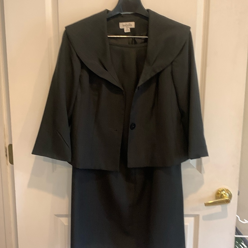 Women’s Dress Suit